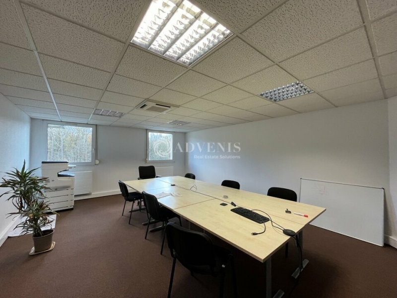 Vente Investisseur Bureaux RAMBOUILLET (78120) - Photo 8