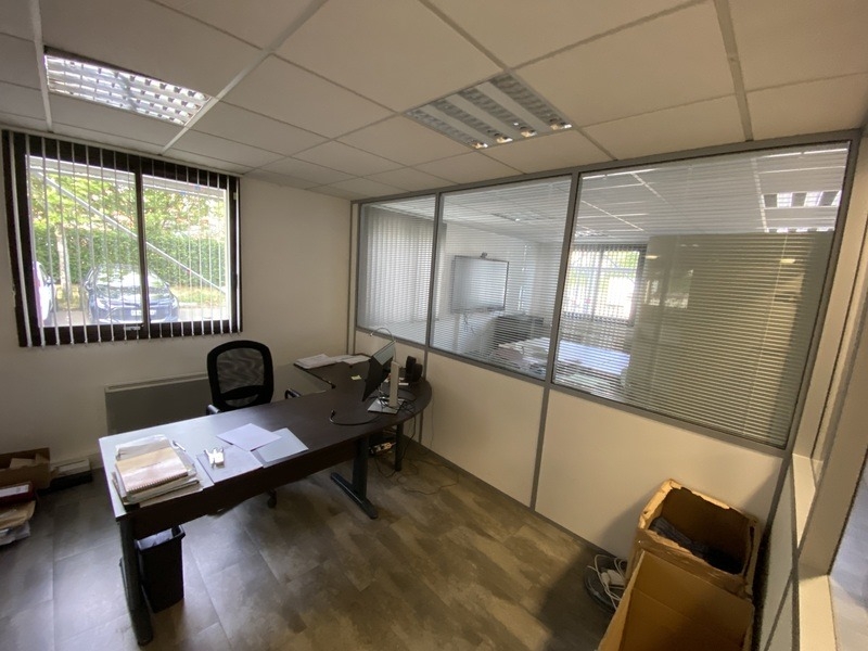 Vente Investisseur Bureaux et activités légères VOISINS LE BRETONNEUX (78960) - Photo 2