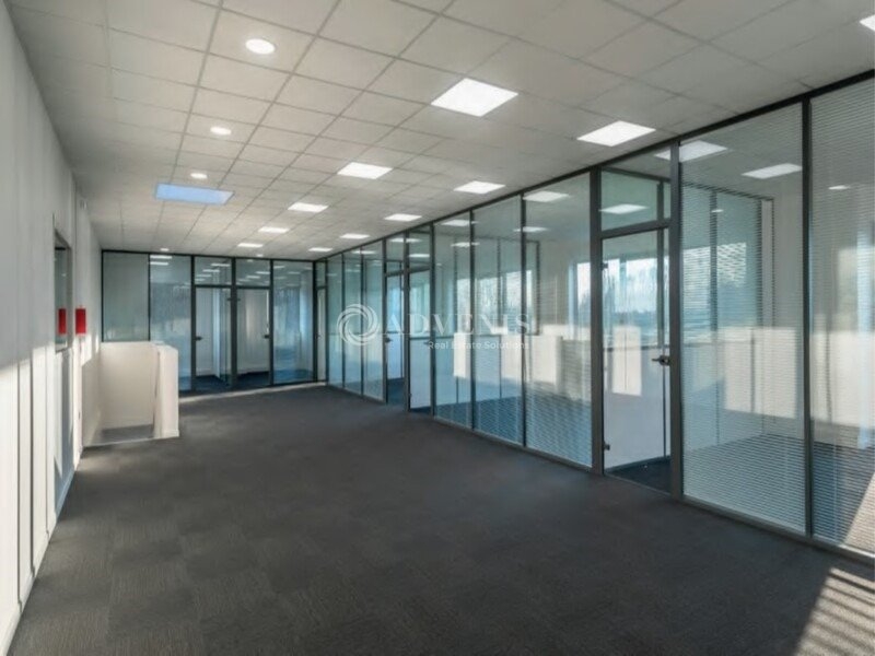 Vente Investisseur Activités Entrepôts PLAISIR (78370) - Photo 4
