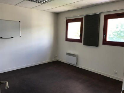 Advenis RES - Immobilier d'entreprises