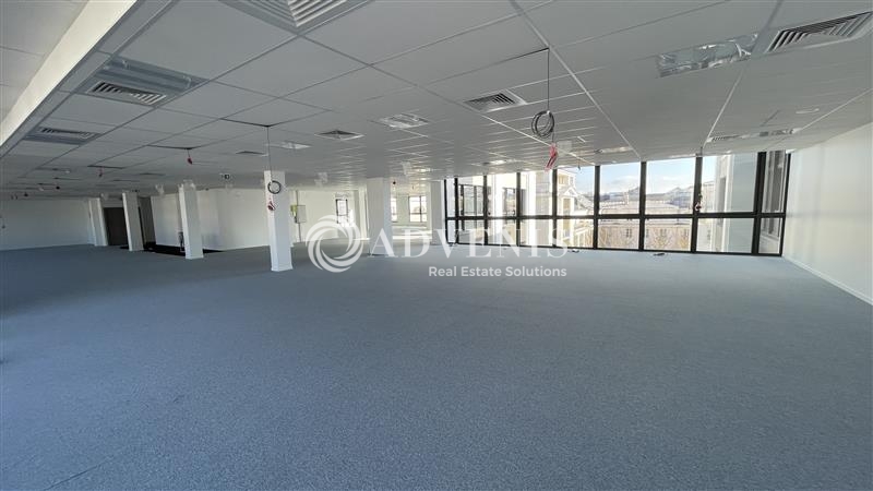 Location Bureaux CHESSY (77700) - Photo 10