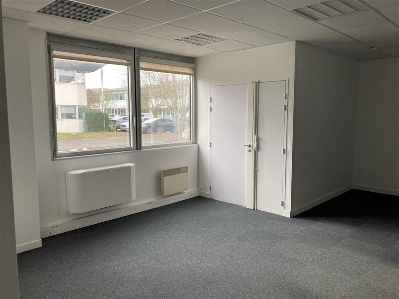 Location Bureaux LABEGE (31670) - Photo 2