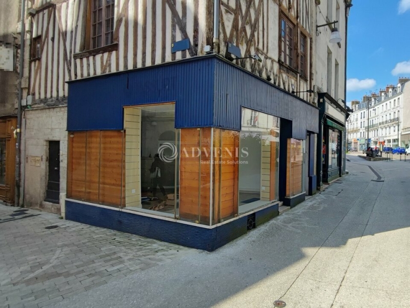 Location Commerces BLOIS (41000) - Photo 1