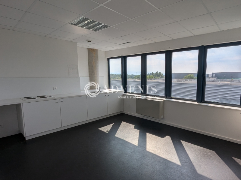 Location Bureaux ENTZHEIM (67960) - Photo 7