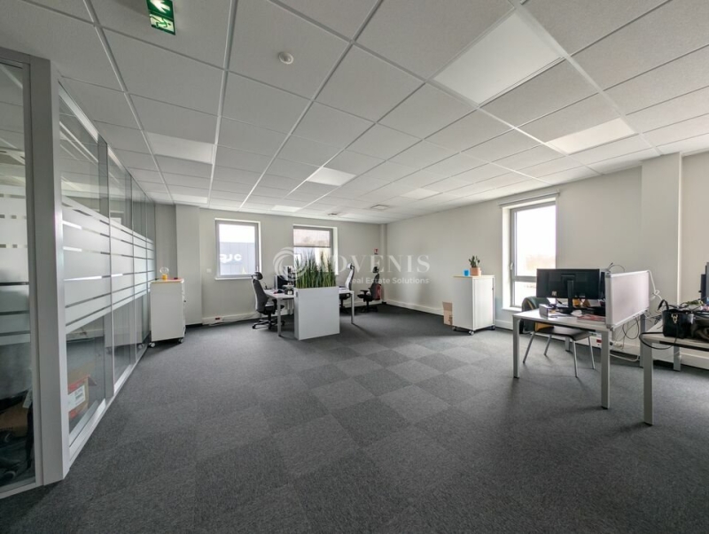 Location Bureaux HOERDT (67720) - Photo 1