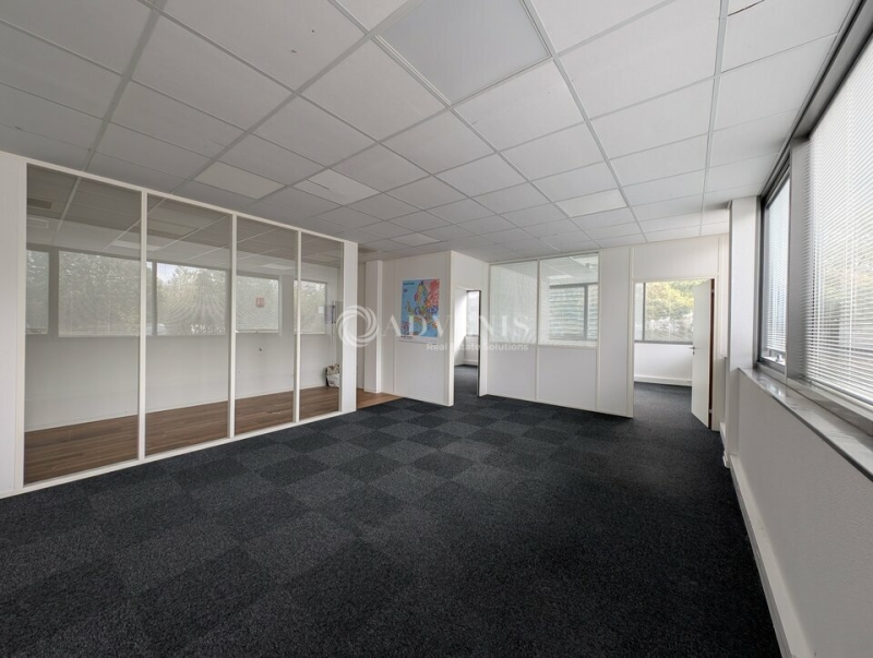 Location Bureaux ENTZHEIM (67960) - Photo 4