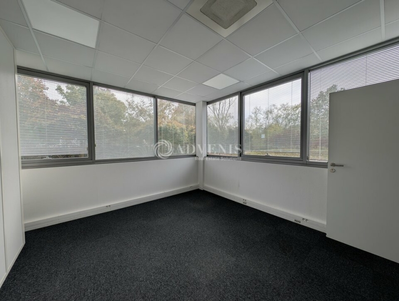 Location Bureaux ENTZHEIM (67960) - Photo 6