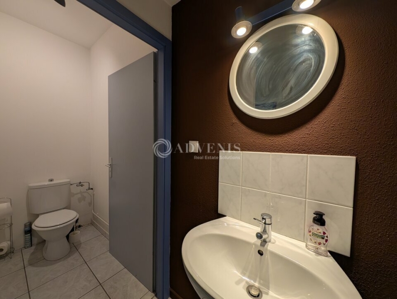 Location Bureaux STRASBOURG (67200) - Photo 9