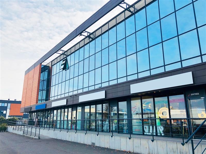 Location Commerces BISCHHEIM (67800) - Photo 1