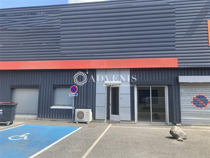 Location Commerces IBOS (65420) - Photo 1