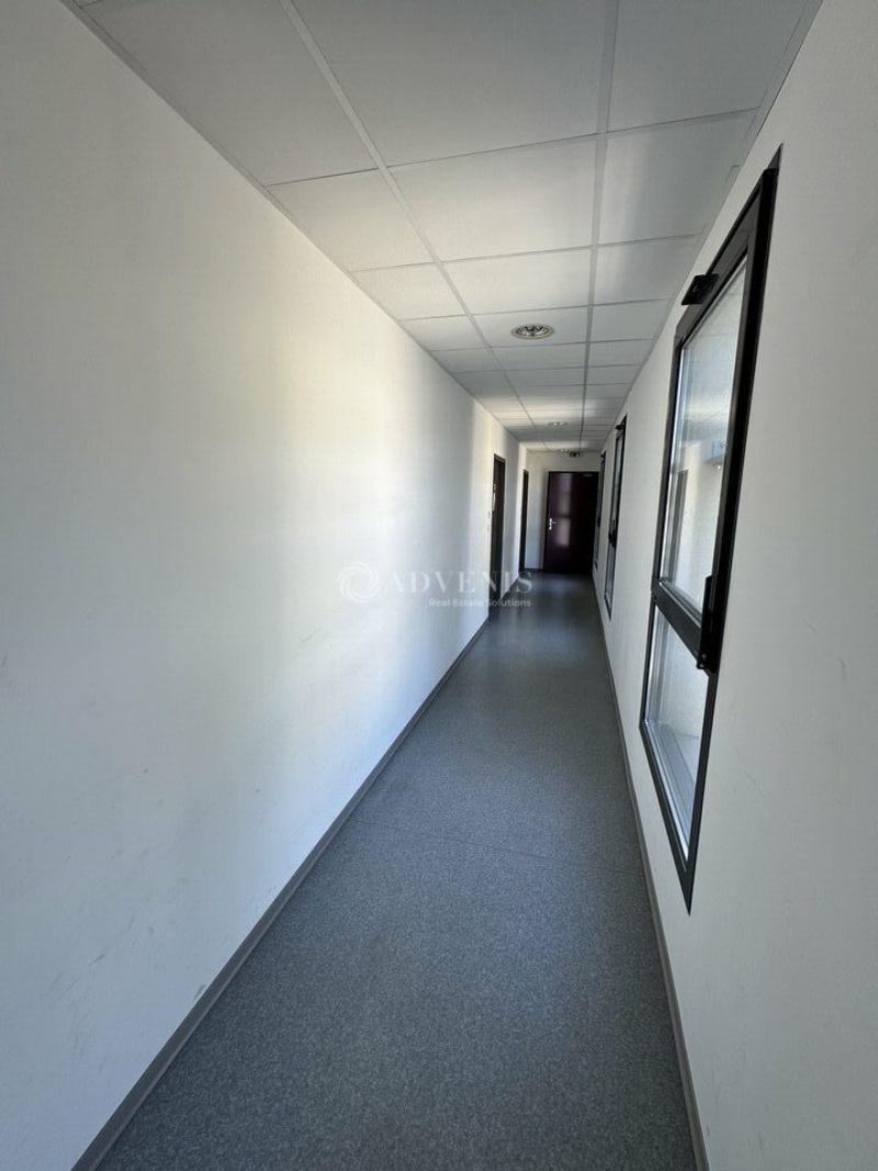 Location Bureaux NÎMES (30000) - Photo 7
