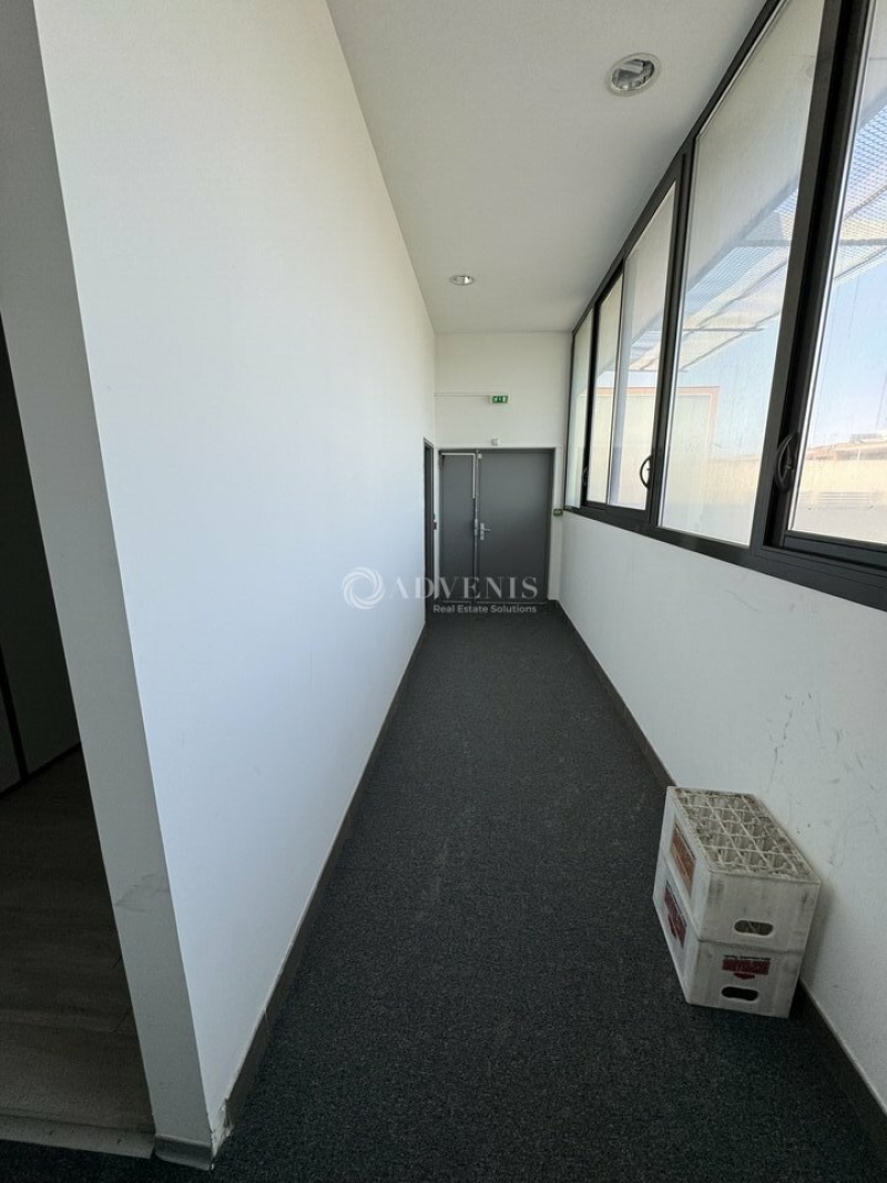 Location Commerces NÎMES (30000) - Photo 5