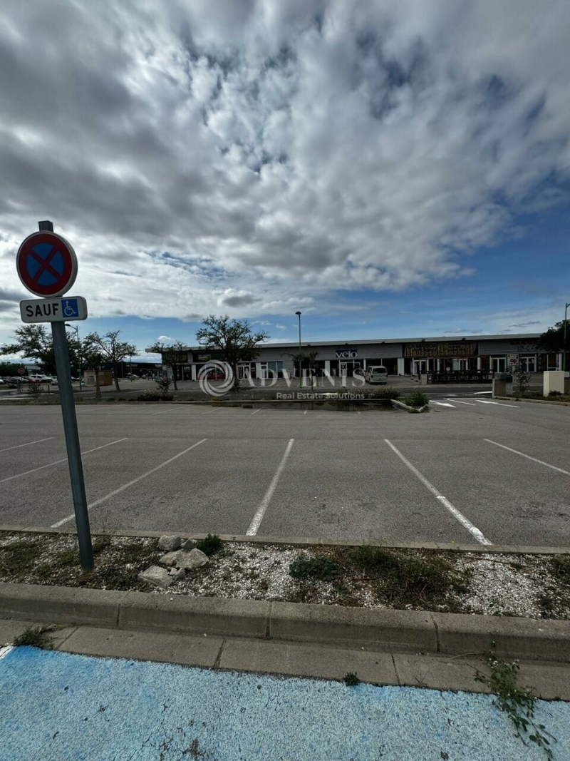 Location Commerces RIVESALTES (66600) - Photo 11