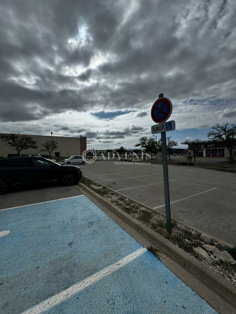 Location Commerces RIVESALTES (66600) - Photo 12