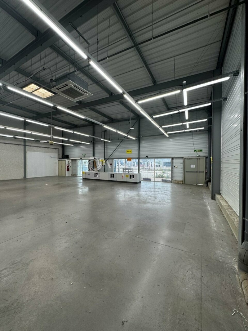Location Commerces RIVESALTES (66600) - Photo 6
