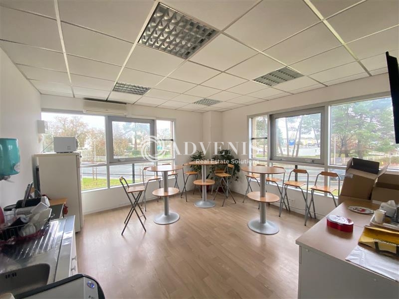 Location Bureaux PESSAC (33600) - Photo 5