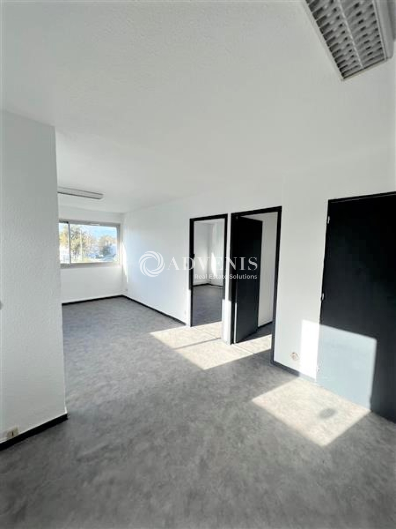 Location Bureaux MERIGNAC (33700) - Photo 4