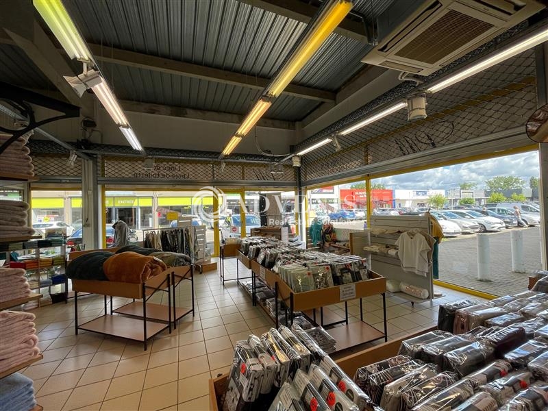 Location Commerces MERIGNAC (33700) - Photo 3
