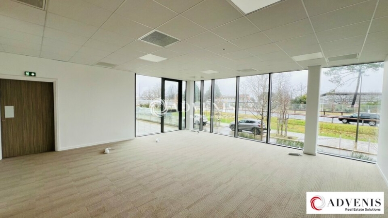 Location Bureaux MERIGNAC (33700) - Photo 11