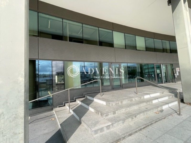 Location Commerces BORDEAUX (33300) - Photo 6
