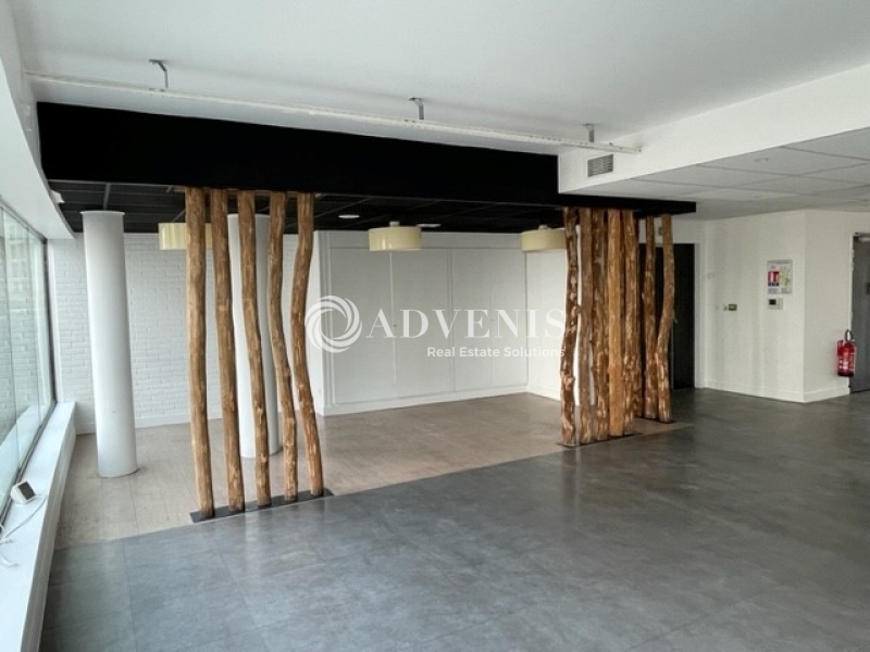 Location Commerces BORDEAUX (33300) - Photo 9