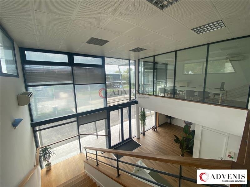 Location Bureaux BRUGES (33520) - Photo 1