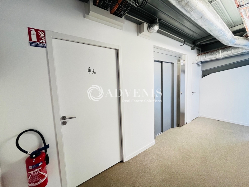 Location Bureaux BORDEAUX (33000) - Photo 10