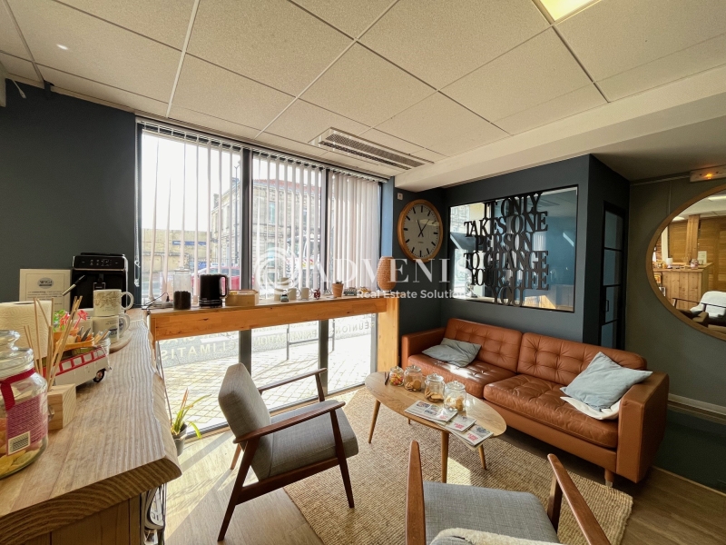 Location Bureaux BORDEAUX (33000) - Photo 1