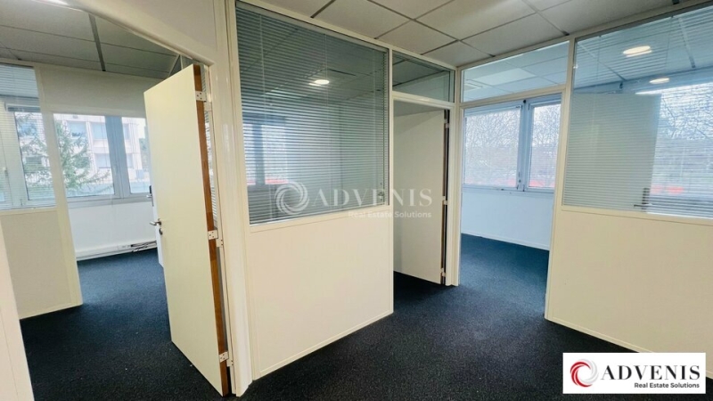 Location Bureaux BRUGES (33520) - Photo 6