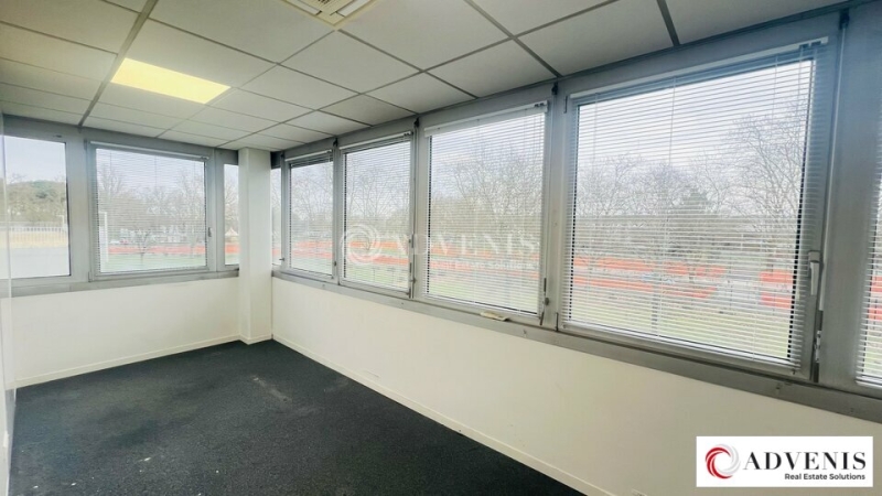 Location Bureaux BRUGES (33520) - Photo 8