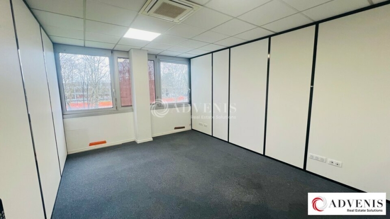 Location Bureaux BRUGES (33520) - Photo 9