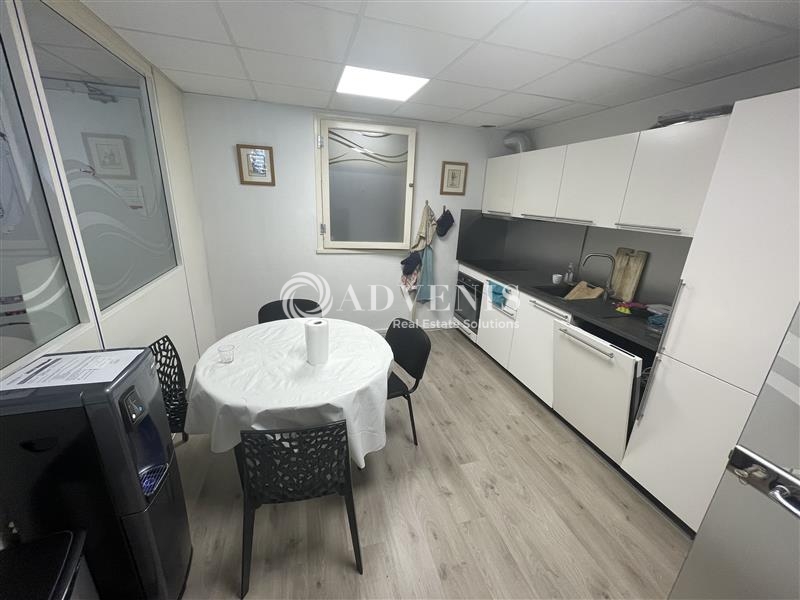 Location Activités Entrepôts BORDEAUX (33300) - Photo 10