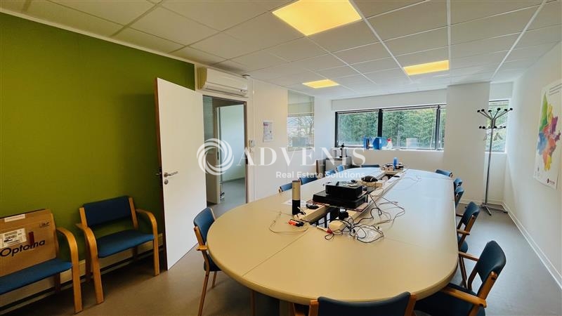 Location Bureaux PESSAC (33600) - Photo 1
