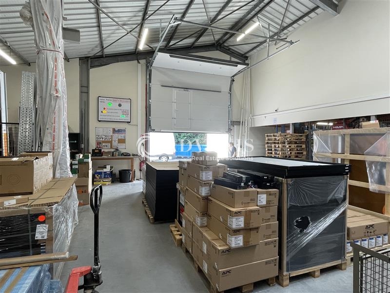 Location Activités Entrepôts PESSAC (33600) - Photo 1