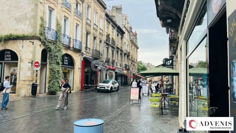 Location Commerces BORDEAUX (33000) - Photo 2