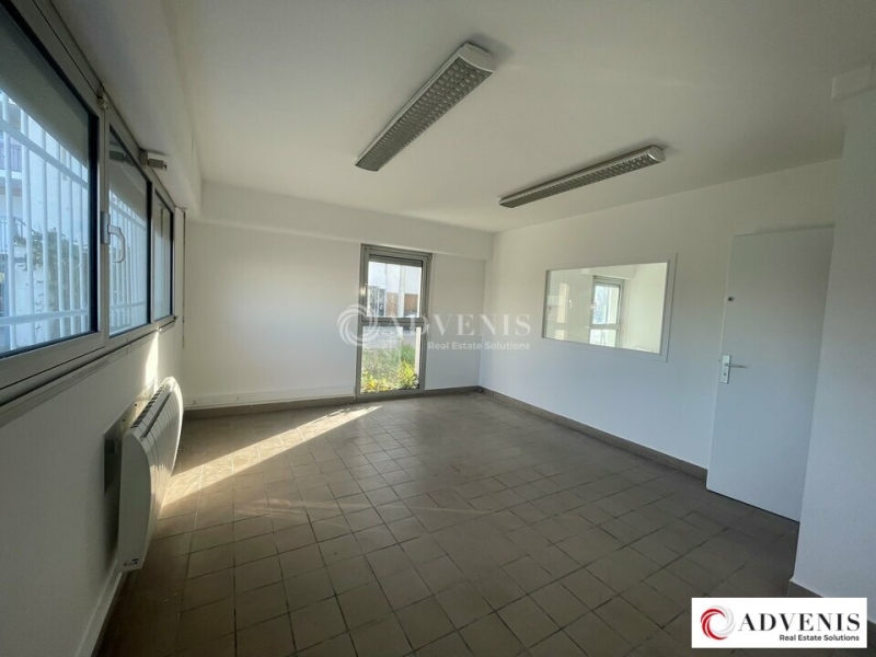 Location Activités Entrepôts CENON (33150) - Photo 10