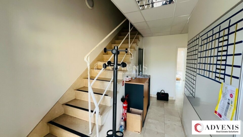 Location Commerces BORDEAUX (33200) - Photo 9