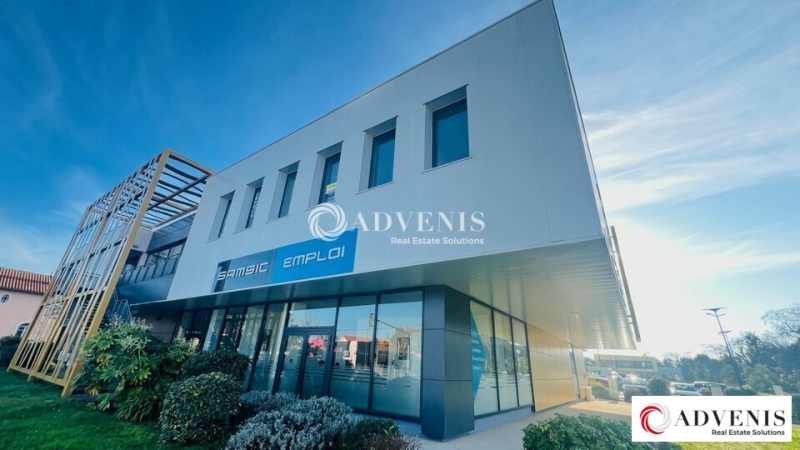 Location Bureaux EYSINES (33320) - Photo 1