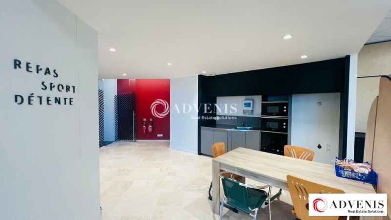 Location Bureaux EYSINES (33320) - Photo 8
