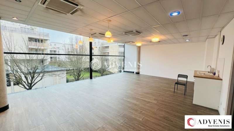 Location Bureaux BORDEAUX (33100) - Photo 8