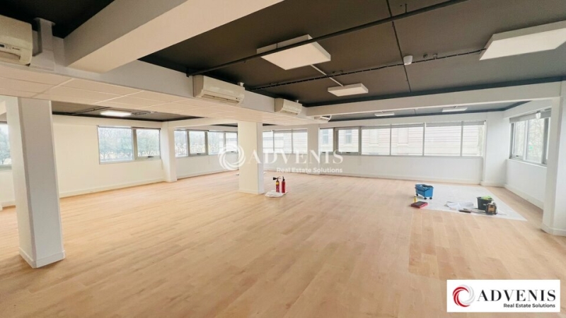 Location Bureaux BORDEAUX (33000) - Photo 1