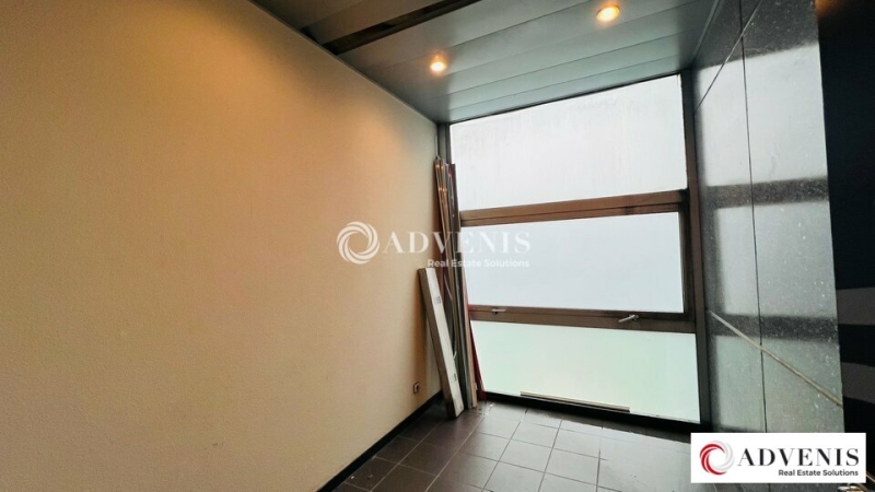 Location Bureaux BORDEAUX (33300) - Photo 7