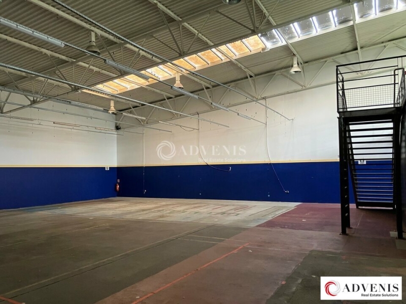 Location Commerces PESSAC (33600) - Photo 3