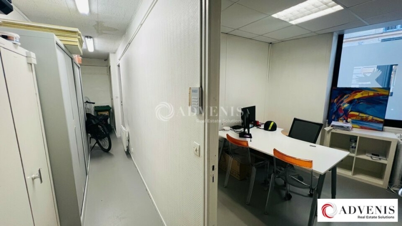 Location Commerces BORDEAUX (33000) - Photo 4