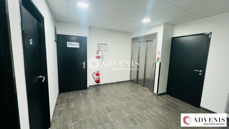 Vente Investisseur Bureaux BRUGES (33520) - Photo 10