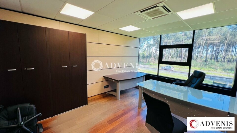 Vente Investisseur Bureaux BRUGES (33520) - Photo 6