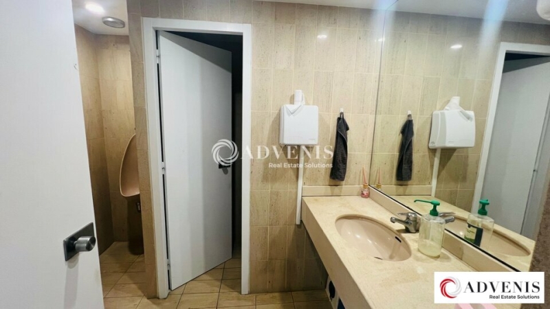 Vente Investisseur Bureaux BORDEAUX (33300) - Photo 9