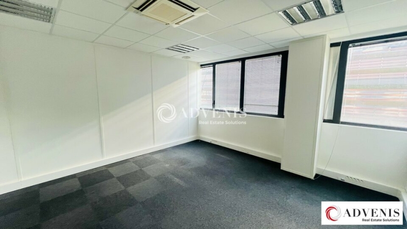 Location Bureaux PESSAC (33600) - Photo 10