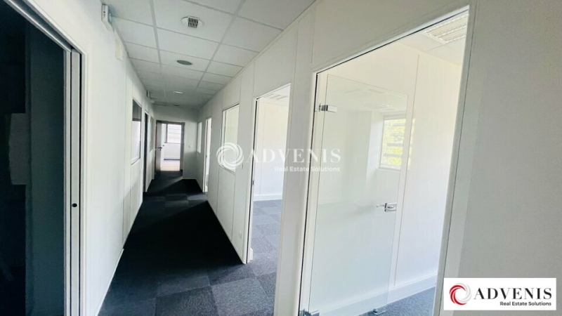 Location Bureaux PESSAC (33600) - Photo 4