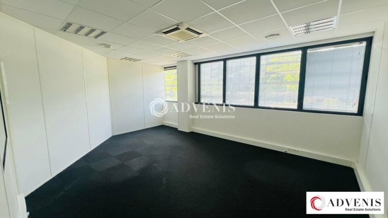 Location Bureaux PESSAC (33600) - Photo 9